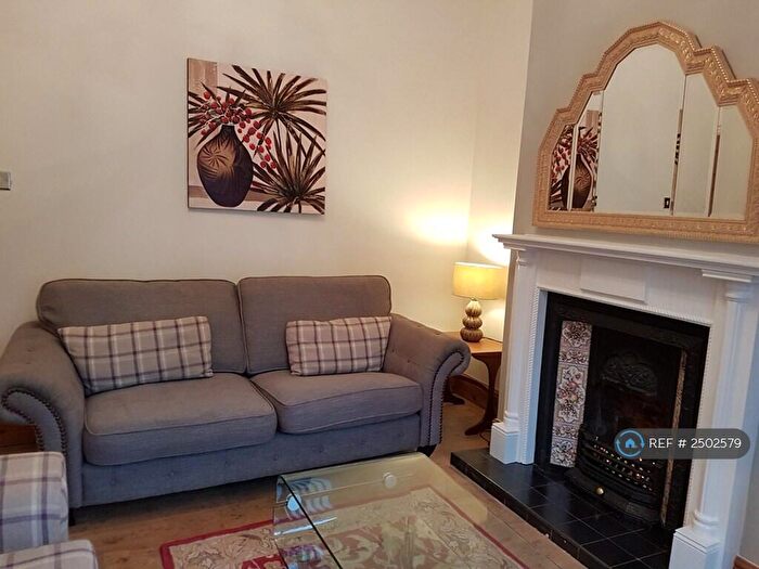 4 Bedroom Terraced House To Rent In Thoresby Street, Hull, HU5