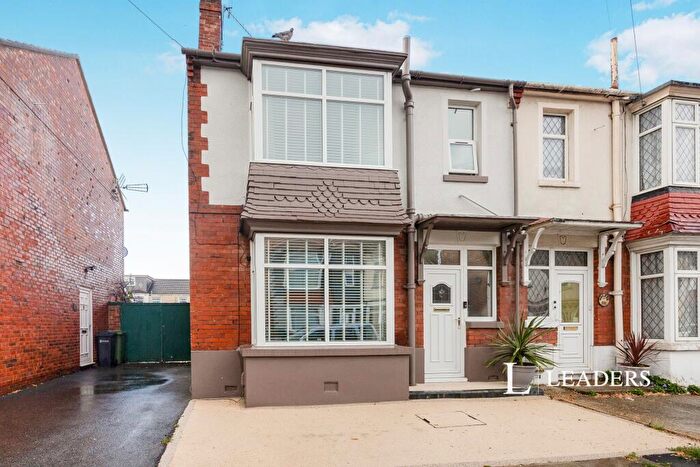 3 Bedroom Semi-Detached House To Rent In Stubbington Avenue, Portsmouth, PO2