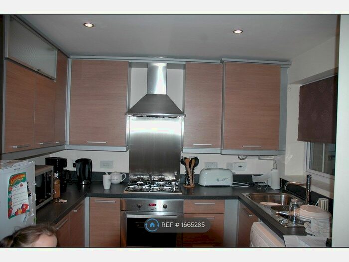 2 Bedroom Flat To Rent In Brentwood Grove, Leigh, WN7