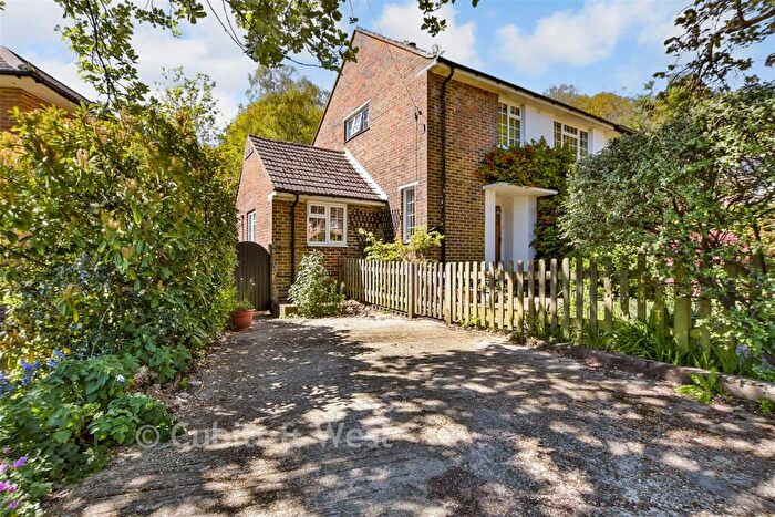 3 Bedroom Semi-Detached House For Sale In Arbutus Close, Meadvale, Surrey, RH1