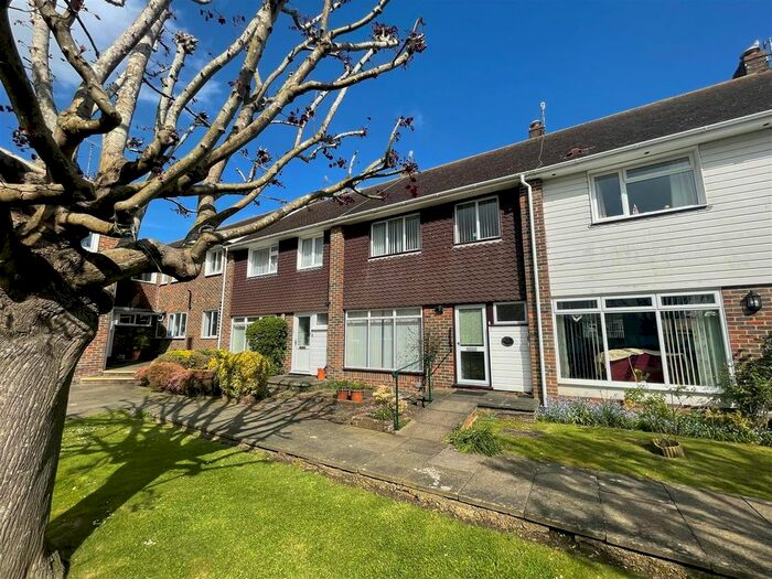 3 Bedroom Property To Rent In Oxen Avenue, Shoreham-By-Sea, BN43