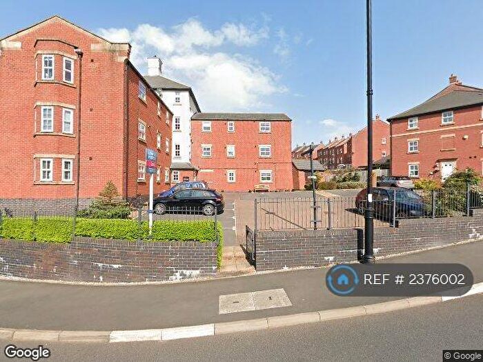 2 Bedroom Flat To Rent In Horseshoe Crescent, Birmingham, B43
