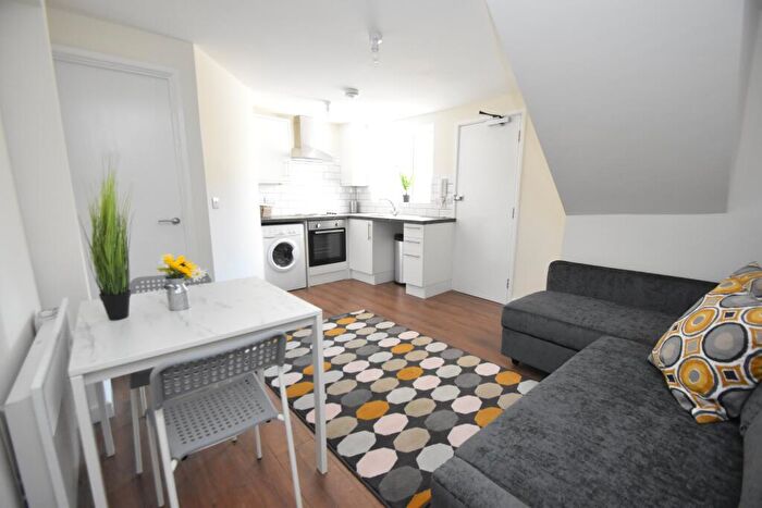 1 Bedroom Flat To Rent In Cathays Terrace, Cathays, Cardiff, CF24