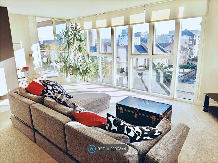 2 Bedroom Flat To Rent In Eastern Quay Apartments, London, E16