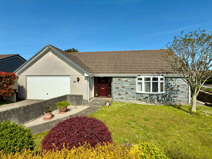 3 Bedroom Detached Bungalow For Sale In School Walk, Wadebridge, PL27