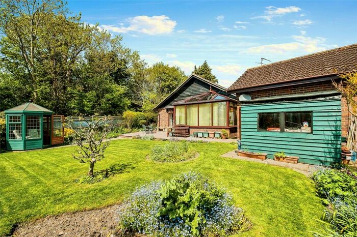 3 Bedroom Bungalow For Sale In Rosemary Avenue, Steyning, West Sussex, BN44
