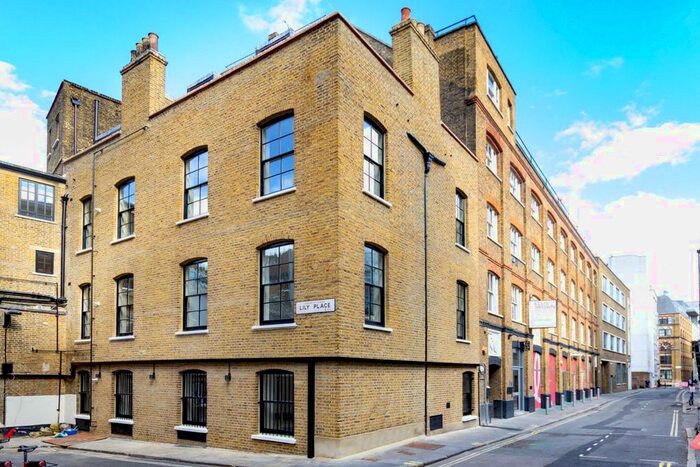 2 Bedroom Flat To Rent In Lily Place, London, EC1N