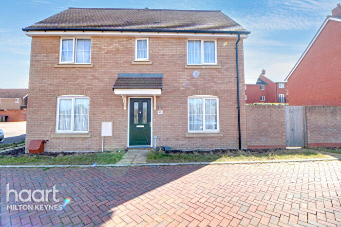 3 Bedroom End Of Terrace House For Sale In Longships Drive, Newton Leys, MK3