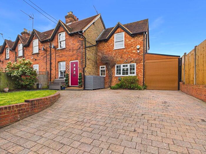 3 Bedroom End Of Terrace House For Sale In Wexham Street, Stoke Poges, Buckinghamshire, SL3