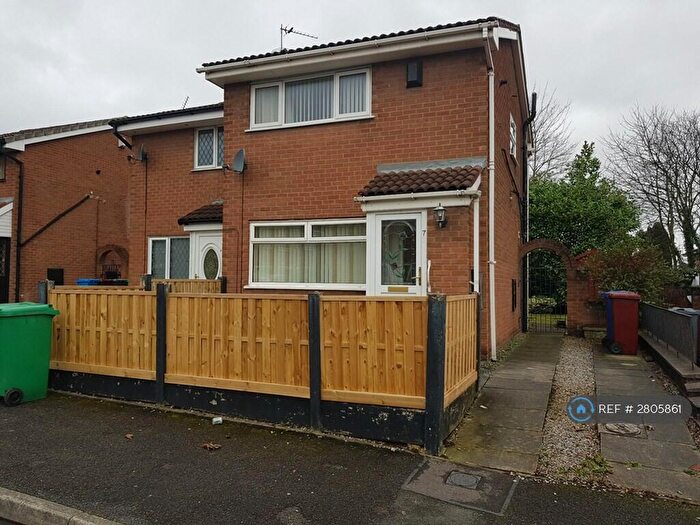 2 Bedroom Semi Detached House To Rent In Gardner St, Manchester, M12