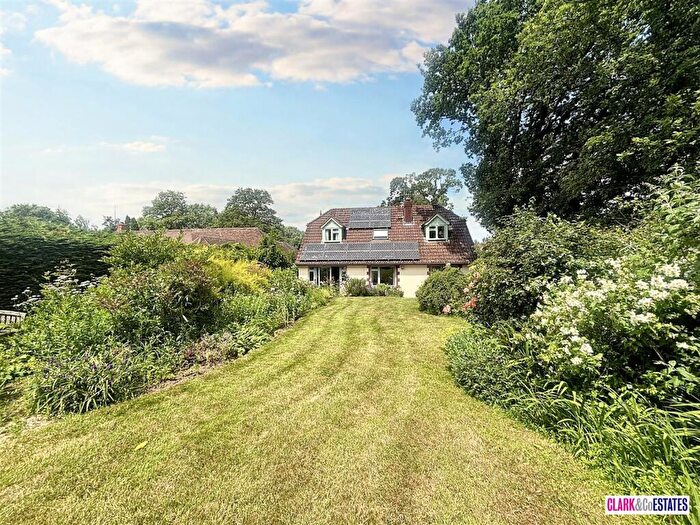 5 Bedroom Detached House For Sale In The Oaks, Withen Lane, Farringdon, EX5