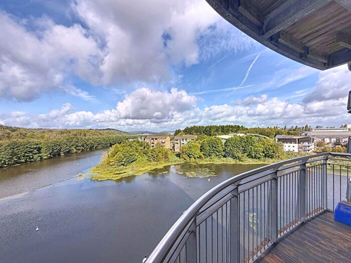 2 Bedroom Apartment For Sale In Roma, Victoria Wharf, Cardiff Bay, CF11