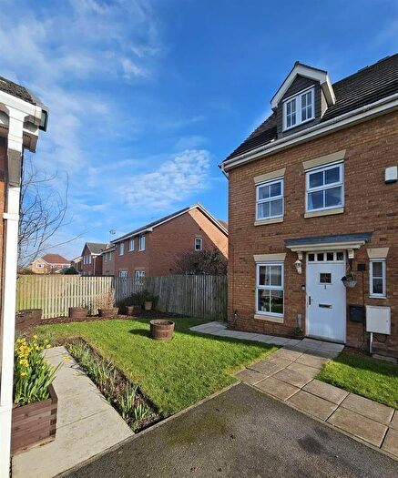 3 Bedroom Semi-Detached House For Sale In Hilden Park, Ingleby Barwick, TS17