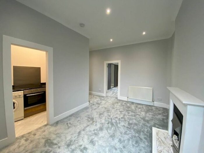 1 Bedroom Flat To Rent In Roxburgh Street, Grangemouth, FK3