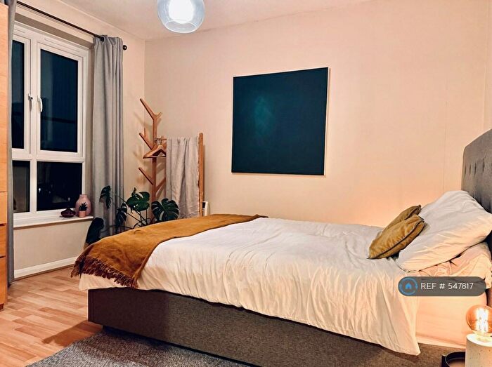 1 Bedroom Flat To Rent In Basque Court, London, SE16