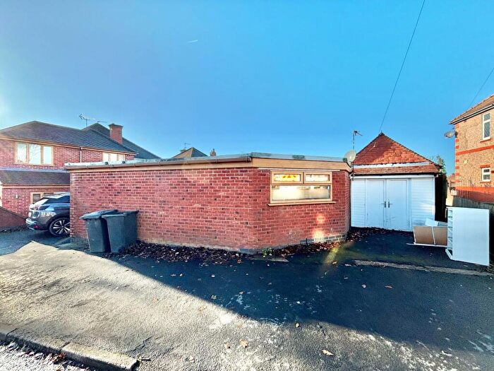 Studio To Rent In Camphill Road, Nuneaton, CV10