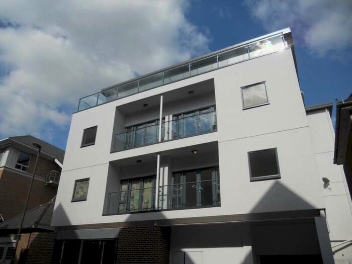 2 Bedroom Apartment To Rent In Redhill, Surrey, RH1