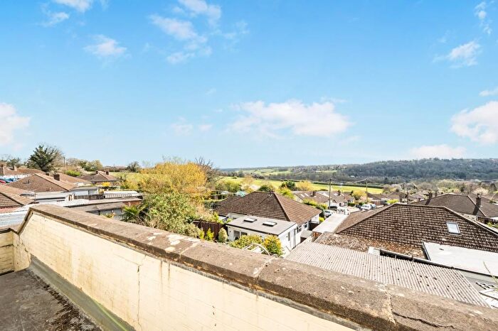 2 Bedroom Flat For Sale In Chesham, Buckinghamshire, HP5