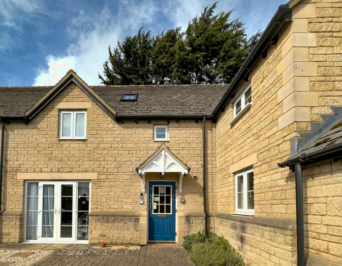 1 Bedroom Apartment For Sale In Jubilee Lane, Milton-under-Wychwood, Nr. Chipping Norton, Oxfordshire, OX7