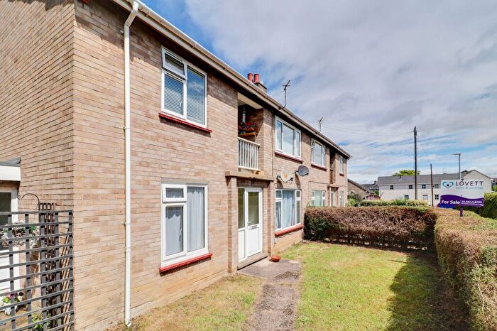 2 Bedroom Flat To Rent In Old School Yard, Eynesbury, PE19
