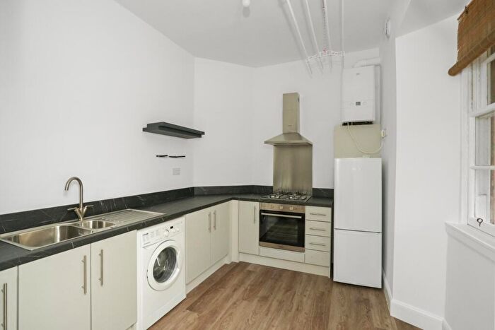 2 Bedroom Flat To Rent In McLeod Street, Gorgie, Edinburgh, EH11
