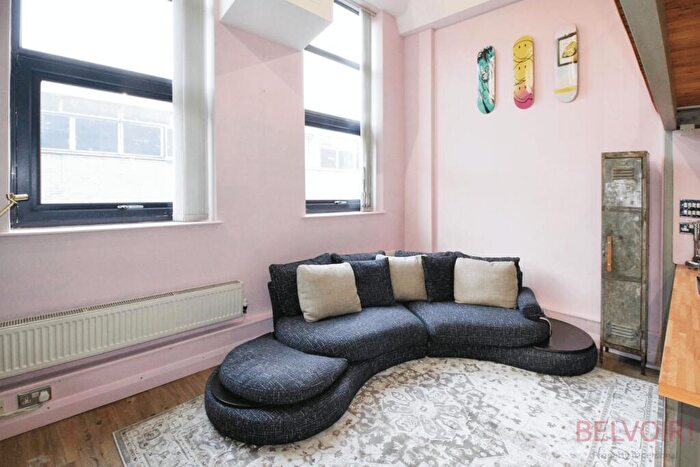 2 Bedroom Flat To Rent In Crusader House, Nottingham, NG1