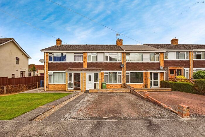 3 Bedroom Terraced House For Sale In Wells Road, Glastonbury, Somerset, BA6