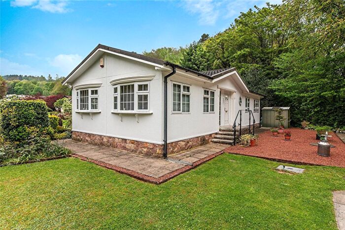 2 Bedroom Park Home For Sale In Cupola Park, Whatstandwell, Matlock, Derbyshire, DE4