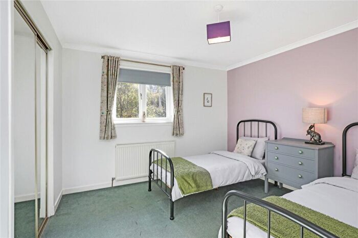 2 Bedroom Flat For Sale In Lintwhite Court, Bridge Of Weir, PA11
