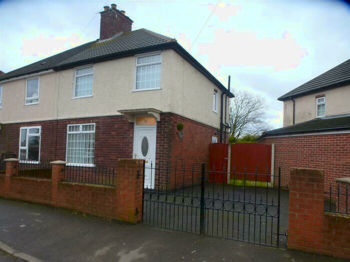 3 Bedroom Semi-Detached House To Rent In Woodland Avenue, Huthwaite, Sutton-in-Ashfield, NG17