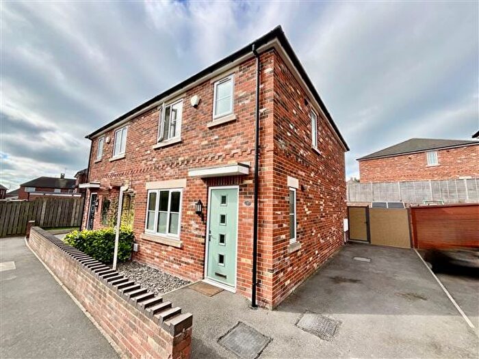 3 Bedroom Semi-Detached House For Sale In Thornbridge Lane, Sheffield, Sheffield, S12