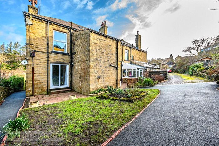 3 Bedroom Flat For Sale In Oakes Lane, Brockholes, Holmfirth, West Yorkshire, HD9