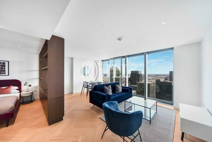 Apartment To Rent In Landmark Pinnacle, London, E14