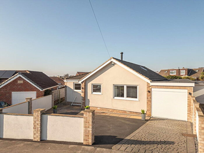 5 Bedroom Detached Bungalow For Sale In Templegate Crescent, LS15