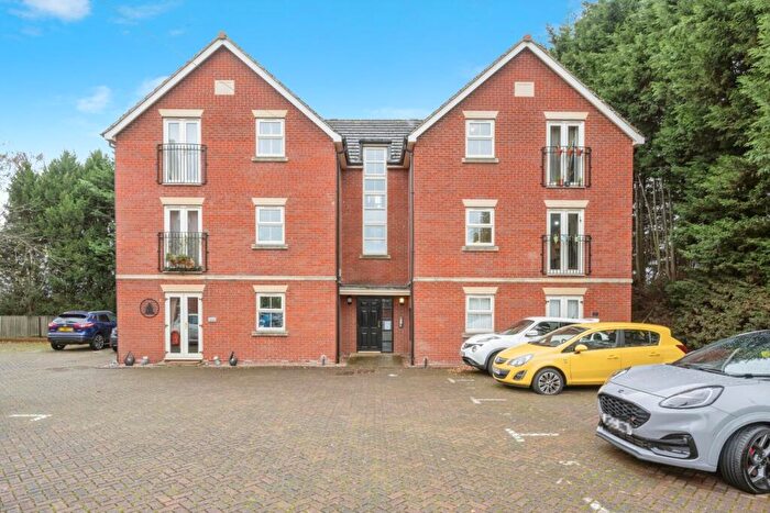 2 Bedroom Flat For Sale In Carr Lane, Doncaster, South Yorkshire, DN4