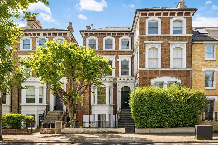 2 Bedroom Flat For Sale In St Quintin Avenue, North Kensington, W10