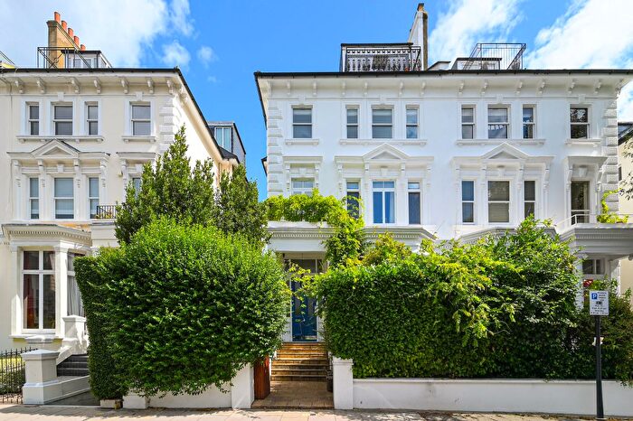 4 Bedroom Flat For Sale In Belsize Park Gardens, Belsize Park, London, NW3