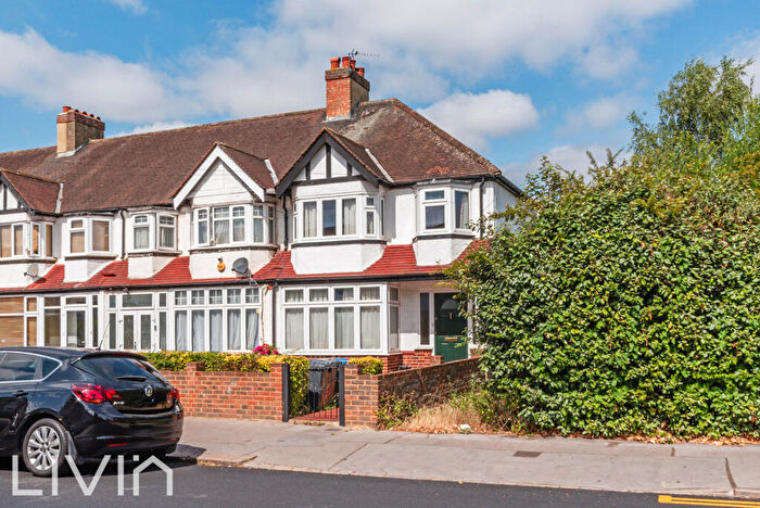 3 Bedroom House For Sale In Davidson Road, Croydon, Surrey, CR0