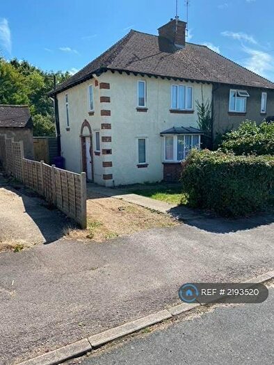 3 Bedroom Semi-Detached House To Rent In Tristram Road, Hitchin, SG4