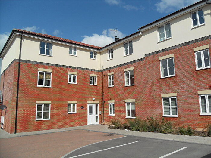 2 Bedroom Flat To Rent In Britannia House, Redcliffe Str, Swindon, SN2