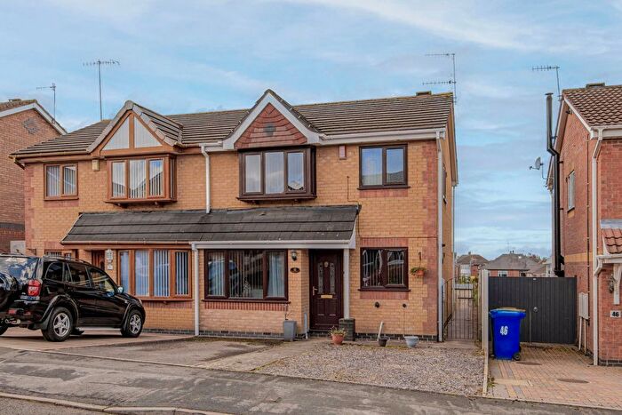 3 Bedroom Semi-Detached House For Sale In Dairyfields Way, Stoke-On-Trent, ST1