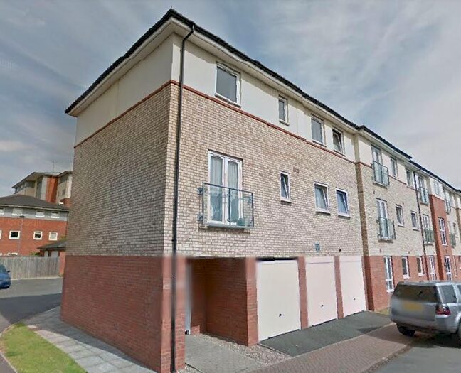 2 Bedroom Flat To Rent In Portobello Way, Warwick, CV34