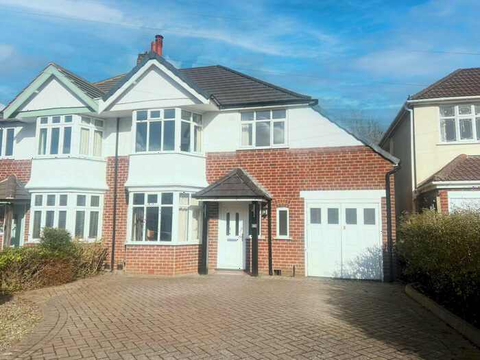 3 Bedroom Semi-Detached House To Rent In Peacock Road, Birmingham, B13