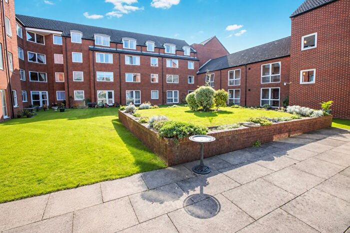 1 Bedroom Flat To Rent In Hulbert Road, Waterlooville, Hampshire, PO7
