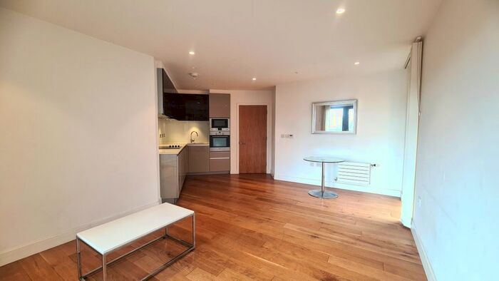 1 Bedroom Flat To Rent In Rathborne Market, London, E16