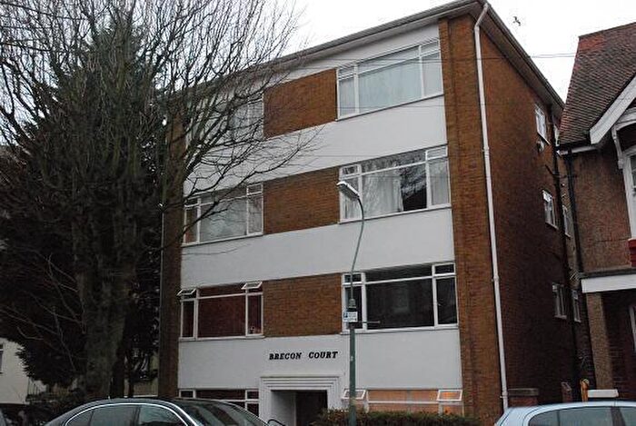 Studio To Rent In Brecon Court, Selborne Place, Hove, BN3