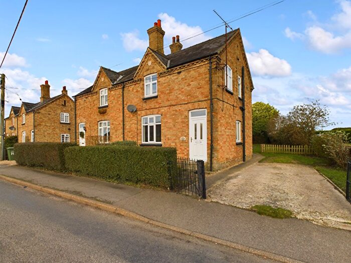 3 Bedroom Cottage To Rent In West Way, Wimbotsham, PE34