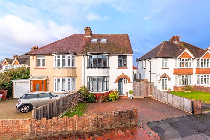 4 Bedroom Semi Detached House For Sale In Ravenswood Avenue, Tunbridge Wells, TN2