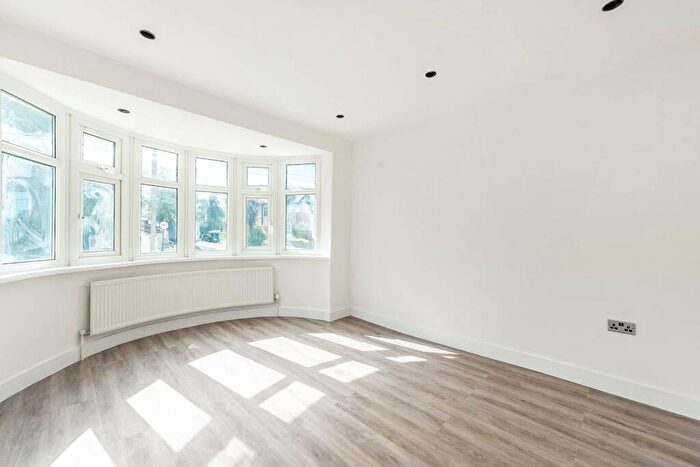 5 Bedroom Terraced House To Rent In Hay Lane, , Kingsbury, London, NW9