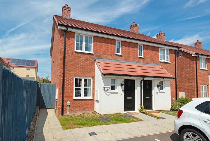 2 Bedroom Semi Detached House For Sale In Joy Drive, Tonbridge, TN12